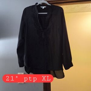 LC Lauren Conrad Black Long Sleeve V-Neck Tunic Blouse